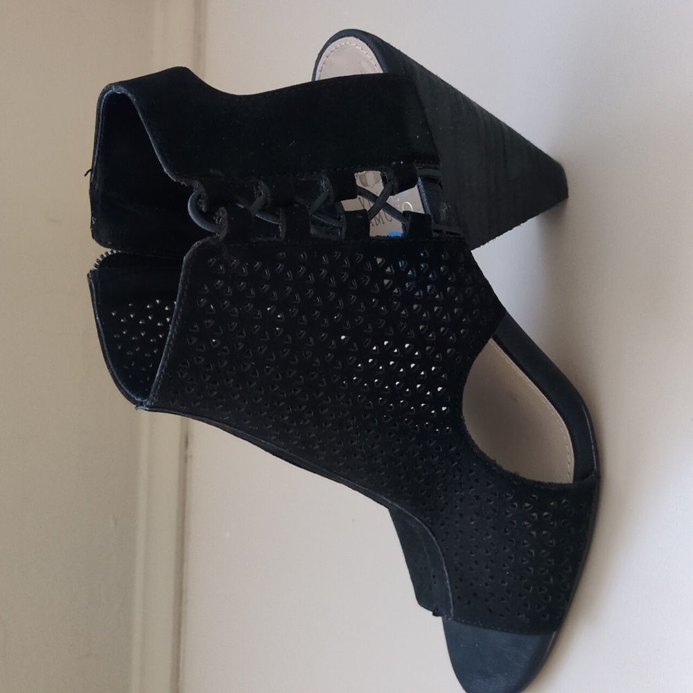 Vince Camuto peep toe open sides and heel